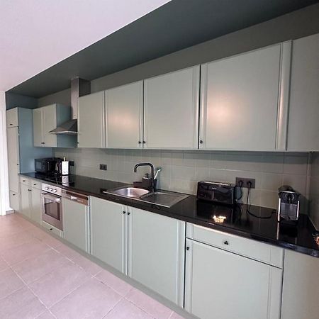 Mons - Superbe Appartement 2Ch - Parking Gratuit Экстерьер фото