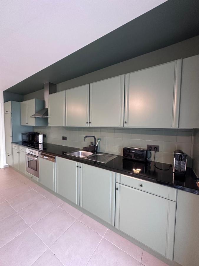 Mons - Superbe Appartement 2Ch - Parking Gratuit Экстерьер фото